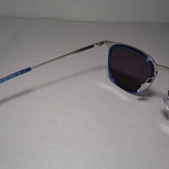 Lacoste L225S Silver New Women\'s Sunglasses main image 7